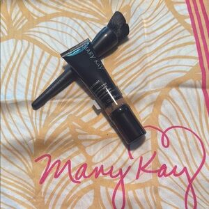 Mary Kay CC Cream (DEEP) with brush